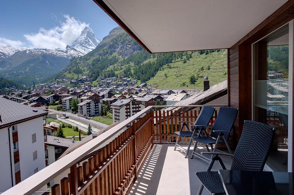 Haus Powder Snow Apartment Zermatt Exterior foto